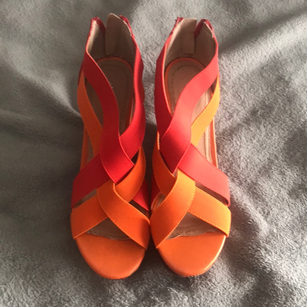 Multicolored wedge!